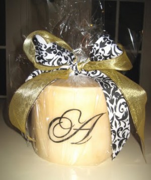 monogrammed candle, part of 12 days of handmade Christmas at lifeingrace