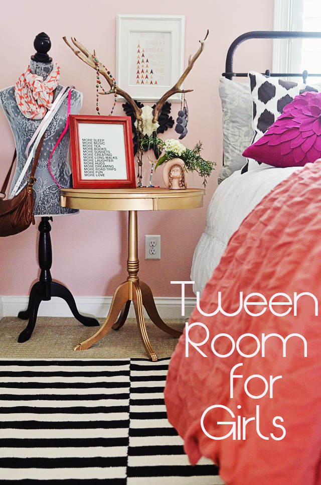 Girl's tween room ( with a painted gold table)