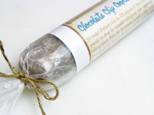 Easy-Food-Gift-Packaging-Ideas-Cookie-Dough-Log-7