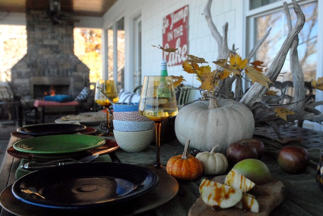 Thanksgiving table top ideas and Pizza Bianca via lifeingrace