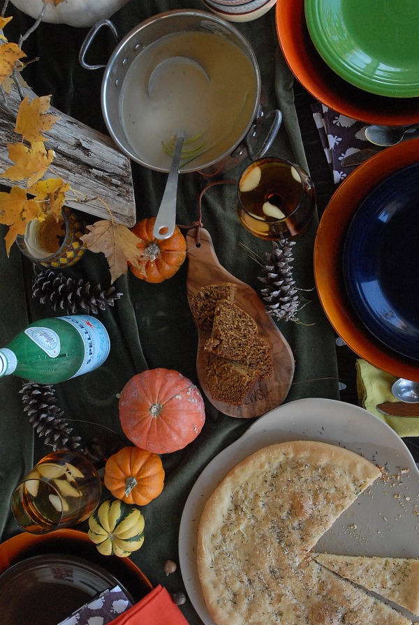 Thanksgiving table top ideas and Pizza Bianca via lifeingrace