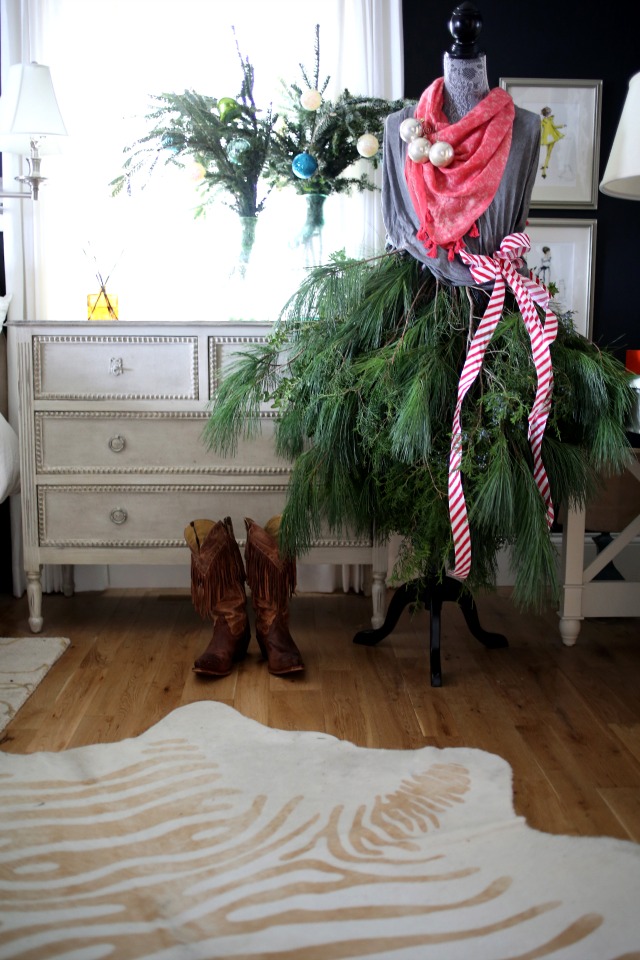 Christmas House Tour via lifeingrace